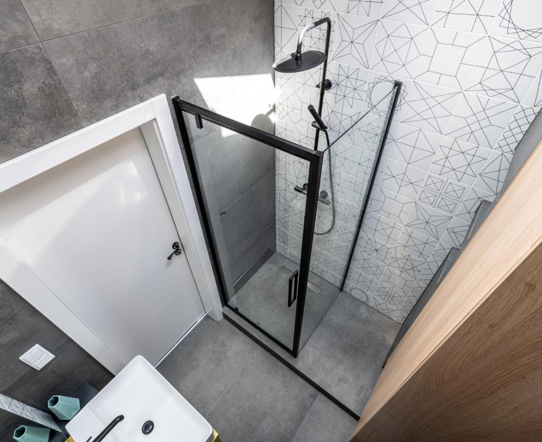 Smart Apartments - Old Town & Main Train Station - By Upstairs — Photos 3